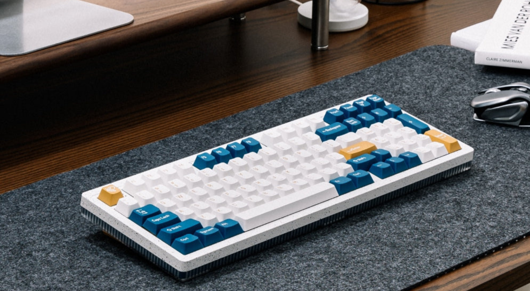 A Step-by-Step Guide to Deep Cleaning Your Mechanical Keyboard