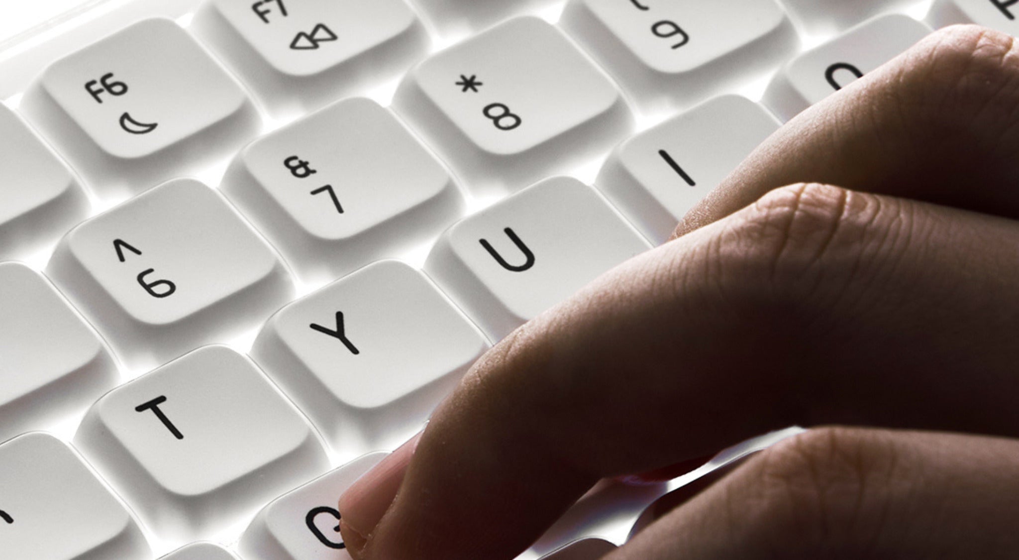 Typing Mastercard 14_2d152c8c-6bd9-41f8-b532-b4c66573f24c.jpg?v=1764741376