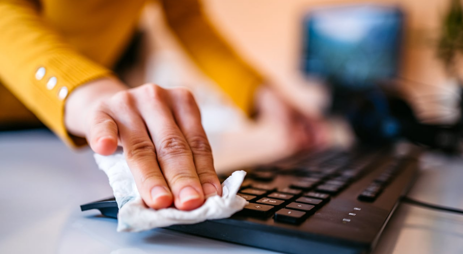 A Step-by-Step Guide to Deep Cleaning Your Mechanical Keyboard