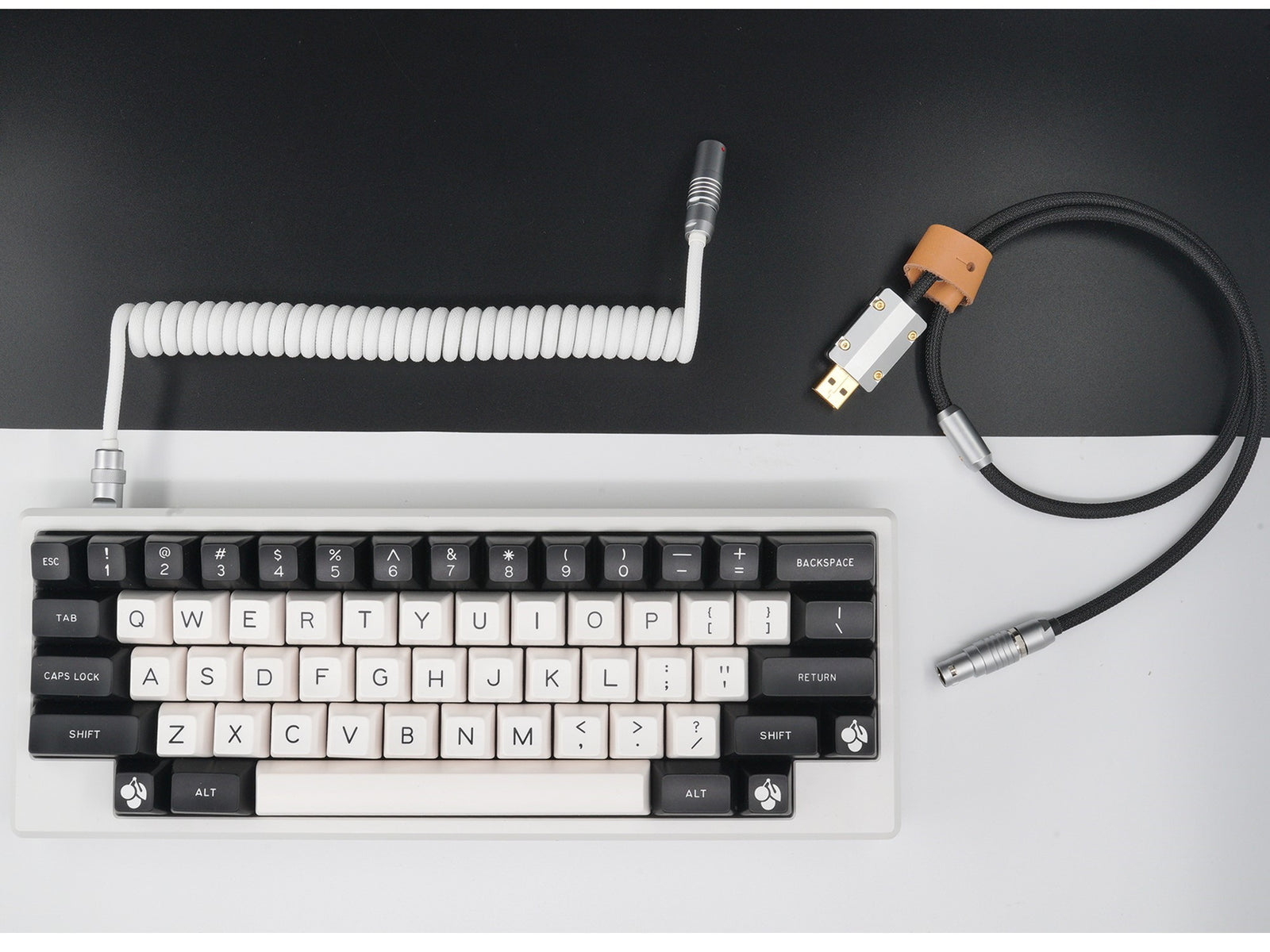 Custom coiled keyboard cable on melgeek